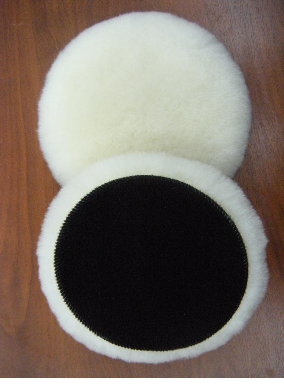 Lambskin pad pair detail