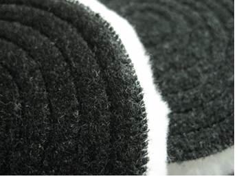 Black polishing felt roll